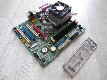 Moederbord socket 478 met processor en geheugen beschikbaar voor biedingen