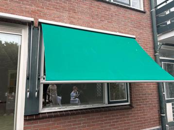 Groene Uitvalscherm - Gebruikt beschikbaar voor biedingen