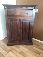 Mooie houten set van een kast, dressoir en salontafel, Antiek en Kunst, Antiek | Meubels | Kasten, Ophalen