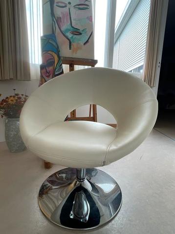 Designer Stoel beschikbaar voor biedingen