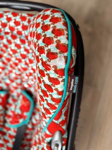 Maxi cosy  beschikbaar voor biedingen