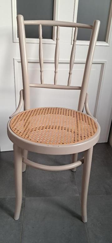 Vintage stoelen, Thonet stoeltjes. beschikbaar voor biedingen