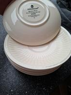 Nieuw! Wedgwood Edme, Ophalen, Zo goed als nieuw, Porselein, Bord of Schaal