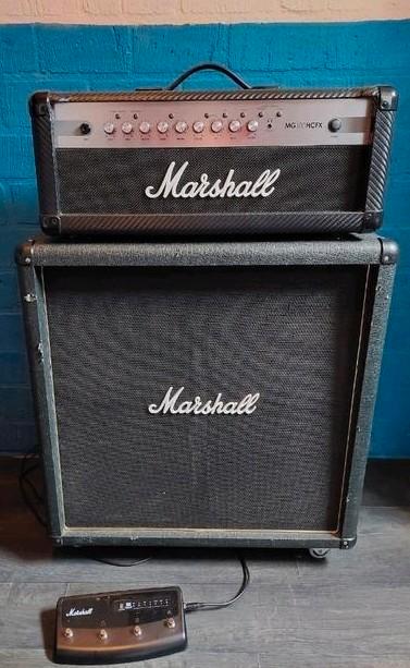 Marshall MG100HCFX Carbon Fibre + AVT412 200W, Muziek en Instrumenten, Versterkers | Bas en Gitaar, Zo goed als nieuw, Gitaar