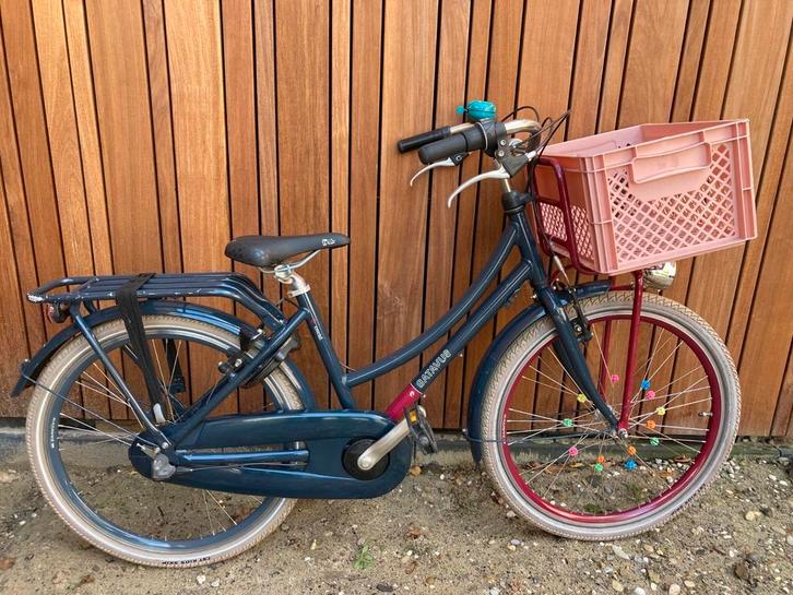 Batavus CNCTD 24 inch meisjesfiets met krat, Fietsen en Brommers, Fietsen | Meisjes, Gebruikt, 24 inch, Versnellingen, Ophalen