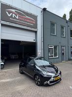 Toyota Aygo 1.0 VVT-i x-clusiv NAP CAMERA PDC BLUETOOTH, Voorwielaandrijving, Euro 5, Stof, Gebruikt