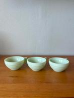 Vintage lichtgroene opaline Art Deco kopjes (drie stuks), Ophalen of Verzenden
