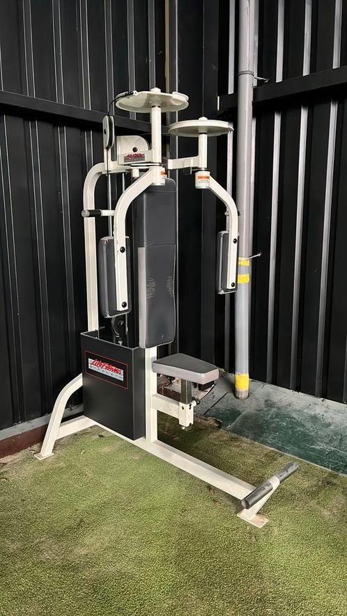 Life Fitness strength fly machine, Sport en Fitness, Fitnessapparatuur, Gebruikt, Metaal, Ophalen of Verzenden