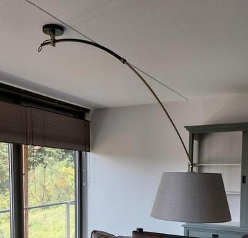 Heel mooie uitschuifbare plafondlamp beschikbaar voor biedingen