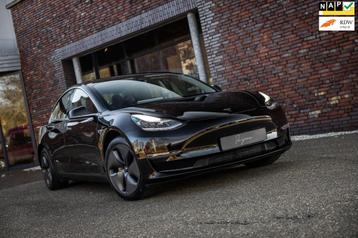 Tesla Model 3 Long Range AWD 75 kWh LED PANO 5x ST.VERW beschikbaar voor biedingen