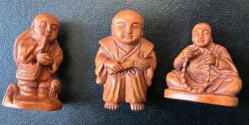 3 Ojimes Monniken in buxushout beschikbaar voor biedingen