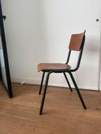 Leuke stoel type schoolstoel, Ophalen, Gebruikt, Eén