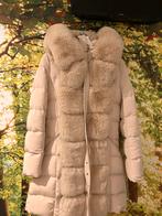 Mooie nieuwe beige winterjas met bontkraag, Ophalen of Verzenden, Nieuw, Maat 36 (S), Beige