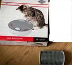 Cat Toys Bundle - Mouse Hunter + Self-Grooming Brush, Ophalen of Verzenden, Zo goed als nieuw