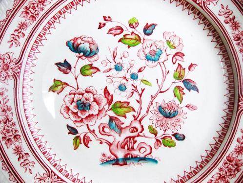 Dorset sierbord made in England in de kleur rood/roze, Antiek en Kunst, Antiek | Keramiek en Aardewerk, Ophalen of Verzenden