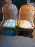4 mooie rieten stoelen als nieuw., Tuin en Terras, Tuinstoelen, Ophalen of Verzenden, Zo goed als nieuw
