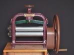 Antieke Walsmachine - Gust.Rafflenbeul, Antiek en Kunst, Antiek | Gereedschap en Instrumenten, Ophalen