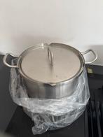 RVS Kookpan met Deksel - BK Q linair 7 liter, Kookpan of Snelkookpan, Inductieplaat, Ophalen of Verzenden, Zo goed als nieuw