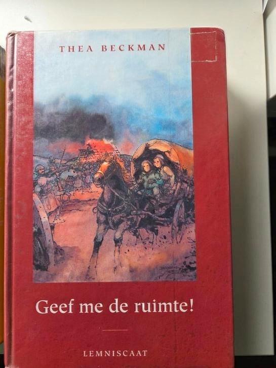 Thea Beckman - Geef me de ruimte!, Boeken, Kinderboeken | Jeugd | 13 jaar en ouder, Zo goed als nieuw, Ophalen of Verzenden