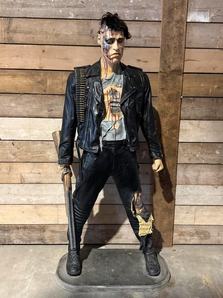 Life-size Terminator Beeld - 190cm Polystone, Verzamelen, Poppetjes en Figuurtjes, Gebruikt, Ophalen of Verzenden