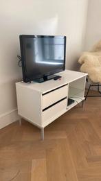 Ikea tv kast 2 lades en 1 glazen plank, Ophalen of Verzenden, Zo goed als nieuw