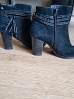 Te koop leuke suede zwarte laarsjes mt 40, Kleding | Dames, Schoenen, Zwart, Lage of Enkellaarzen, Ophalen of Verzenden, Onbekend