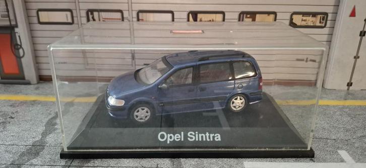 1.43 opel sintra, Hobby en Vrije tijd, Modelauto's | 1:43, Zo goed als nieuw, Auto, Overige merken, Ophalen of Verzenden