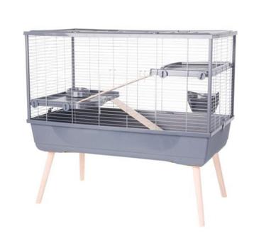 Bijna nieuwe kooi voor konijnen en Chinchilla – 99x54x92 beschikbaar voor biedingen