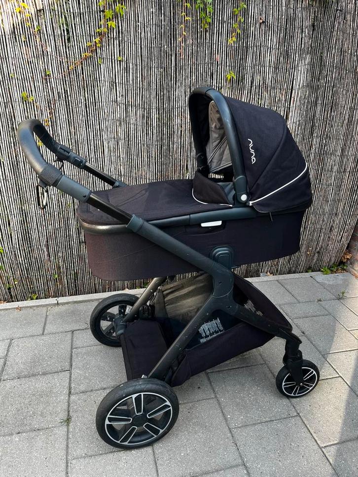 Nuna duo kinderwagen/buggy, Kinderen en Baby's, Kinderwagens en Combinaties, Gebruikt, Combiwagen, Overige merken, Duowagen, Met reiswieg