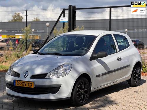 Renault Clio 1.2-16V Authentique/Inruilkoopie/rijd schakelt, Auto's, Renault, Bedrijf, Te koop, Clio, ABS, Airbags, Boordcomputer