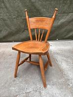 Antieke houten stoel met inscriptie oirschots G.koor, Ophalen, Gebruikt, Bruin, Nvt