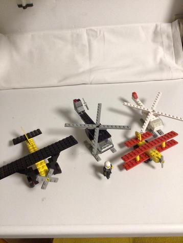 4 Lego Vliegtuigjes - Compleet, Zonder Beschrijving beschikbaar voor biedingen