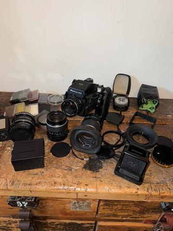 Zeer complete unieke mamiya 645 fotografie set in koffer beschikbaar voor biedingen