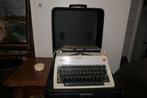 Vintage Olympia International typemachine in koffer., Diversen, Ophalen of Verzenden, Zo goed als nieuw