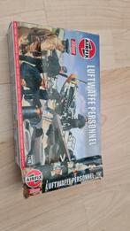 Airfix Luftwasse Personnel., Ophalen of Verzenden, Zo goed als nieuw, 1:50 of kleiner