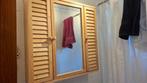 Nieuw in doos leuke&handige hang spiegelkast bamboe 60x60x15, Huis en Inrichting, Badkamer | Badkamermeubels, Spiegelkast, Nieuw