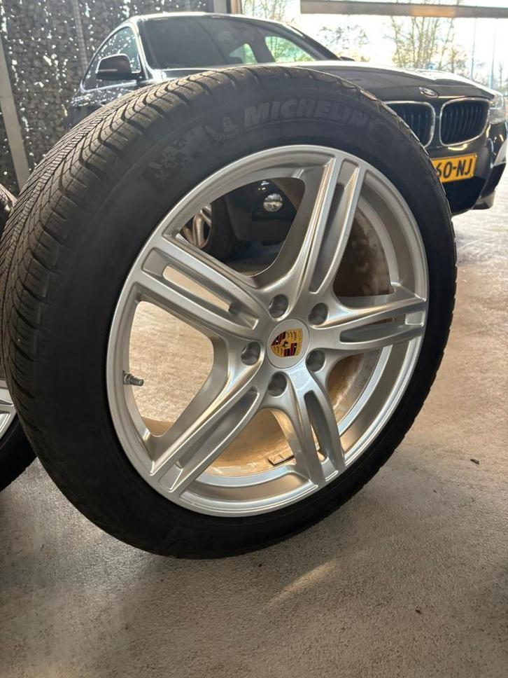 Originele Porsche Panamera Turbo 971 velgen+winterbanden, Auto-onderdelen, Banden en Velgen, Banden en Velgen, Winterbanden, 20 inch