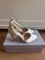 Mooie ivoor bruidsschoenen van Rainbow Club, maat 37.5, Wit, Schoenen, Ophalen of Verzenden, Rainbow Club