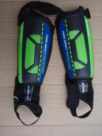 STANNO scheen-/beenbeschermers bij het sporten beschikbaar voor biedingen