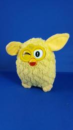 Furby knuffel, geel, met knipoog. Hasbro 2013, 16cm. 8A1, Kinderen en Baby's, Speelgoed | Knuffels en Pluche, Overige typen, Gebruikt