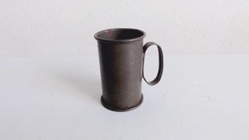 Koffie maatbekertje, koffie loodje antiek beschikbaar voor biedingen