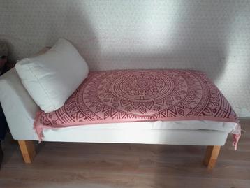 Ikea Chaiselongue beschikbaar voor biedingen