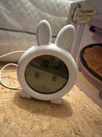 Slaaptrainer Wekker Konijn - Digitale Kinderwekker, Ophalen of Verzenden, Zo goed als nieuw, Digitaal