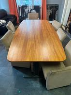 Groot bureau met 6 stoelen, Ophalen, Gebruikt