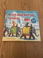 Kinderboek: In een land hier ver vandaan..., Ophalen of Verzenden, Zo goed als nieuw, Fictie algemeen