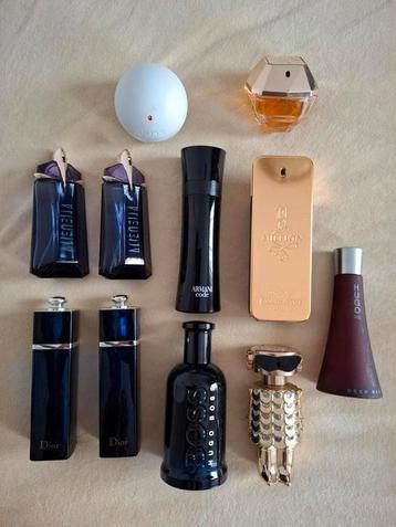 Lege parfumflessen beschikbaar voor biedingen