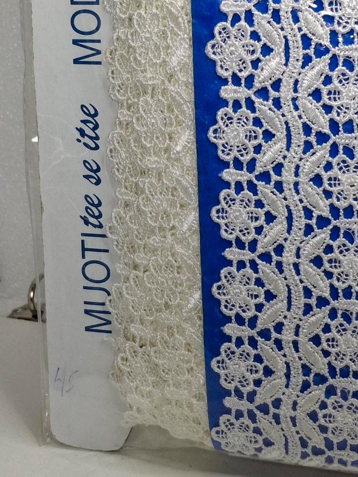 Decoratie Lint - 25 Meter - Nieuw in Verpakking, Hobby en Vrije tijd, Naaien en Fournituren, Nieuw, Lint, Band of Elastiek, Ophalen of Verzenden