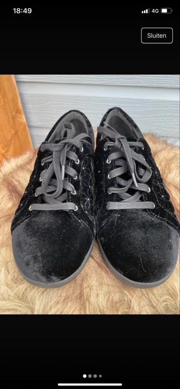 Fitflop Veterschoen Zwart Fluweel Maat 37 beschikbaar voor biedingen