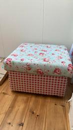 Ikea hocker 1m bij 1 m, Huis en Inrichting, Banken | Voetenbanken en Poefen, Ophalen, Gebruikt, Vierkant, 75 tot 100 cm