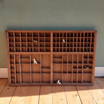 Lucky Vintage groot formaat Vintage houten letterbak beschikbaar voor biedingen